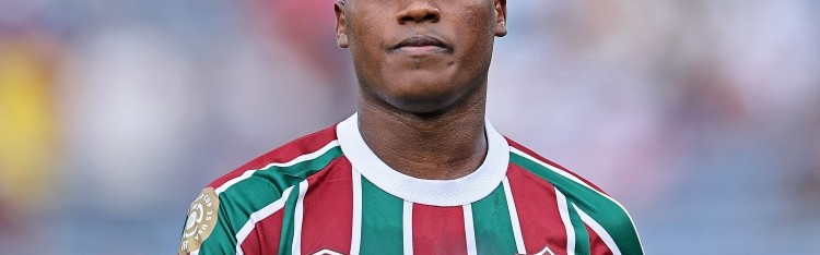 APP下载-HWG！罗马诺：狼队敲定弗鲁米嫩塞边锋阿里亚斯，总价近2000万欧