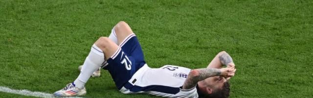 APP下载-三狮两战尽显疲态，累在身体还是累在心间？